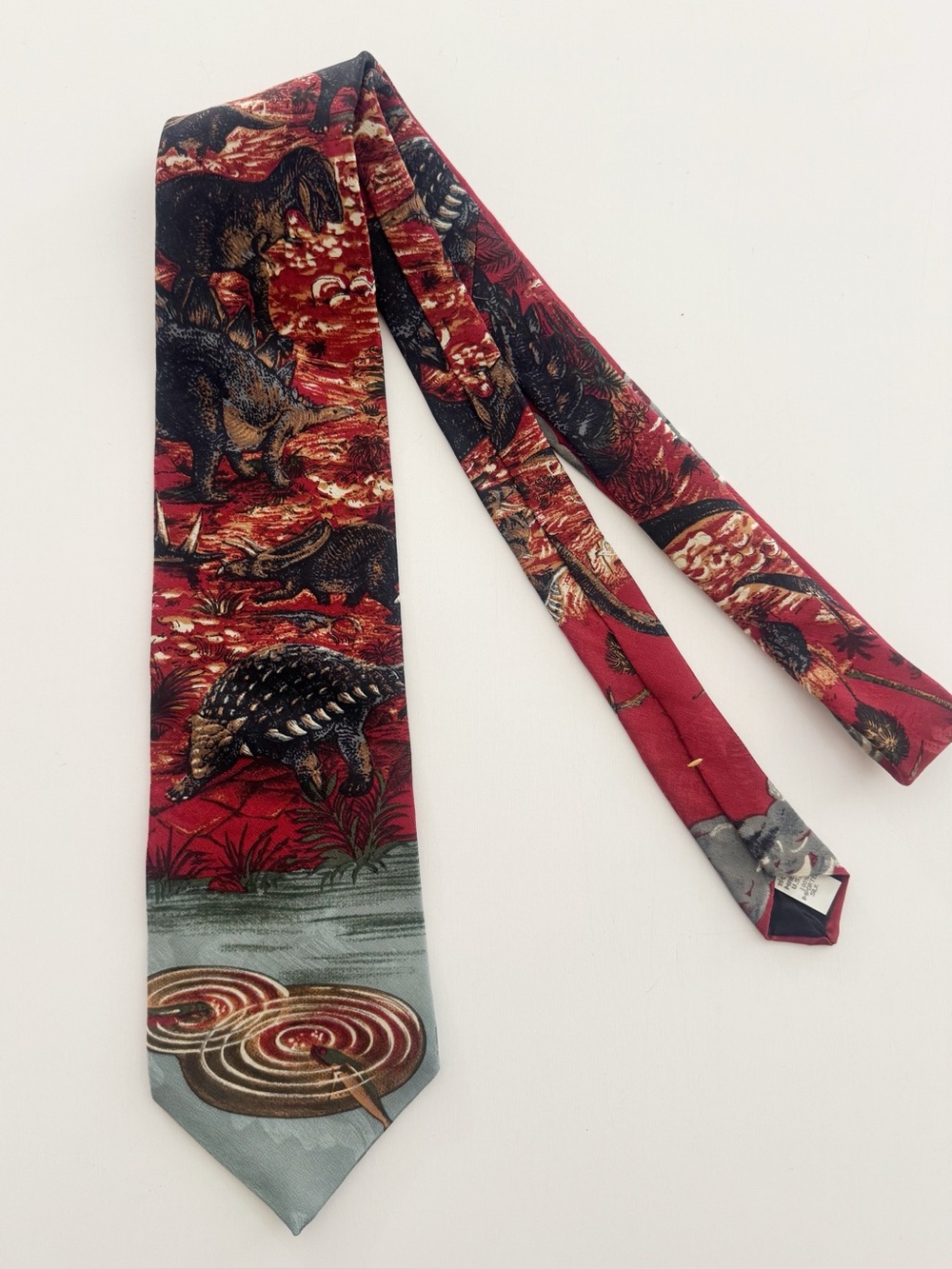 Vintage 90s Wembley Endangered Species Tie